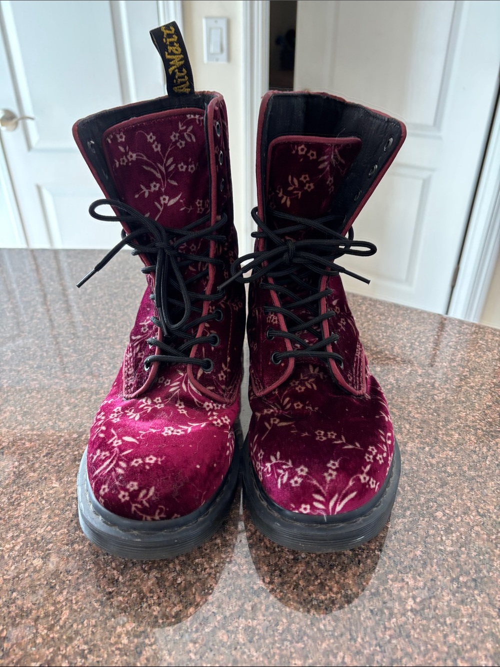 Dr. Martens Ladies Burgundy Velvet Avery Floral Lace-Up Combat Boots-10 - Picture 4 of 11